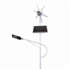 甘肃10米200瓦风光互补太阳能路灯厂家报价