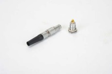 清遠HVK-金屬精密連接器多芯2-23芯定制