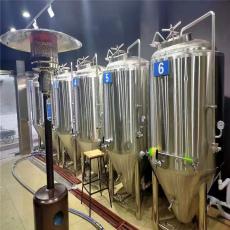 生产啤酒需要哪些设备啤酒发酵罐设备厂家