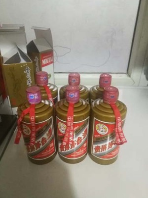 广东回收50年茅台酒瓶多少钱一瓶