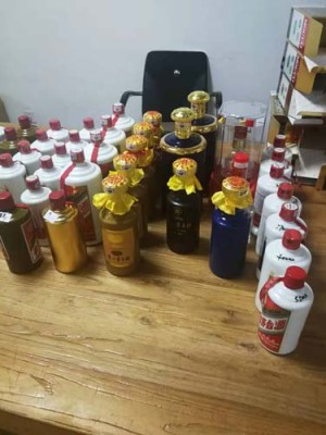 湛江收購茅臺12斤  6斤5斤3斤酒瓶多少錢一瓶