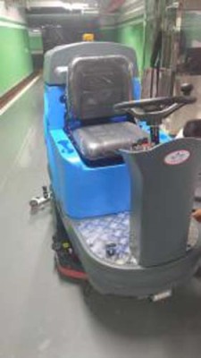 万宁县生产驾驶式洗地机企业