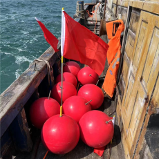 湖泊插旗子浮標紅色警示浮球加工