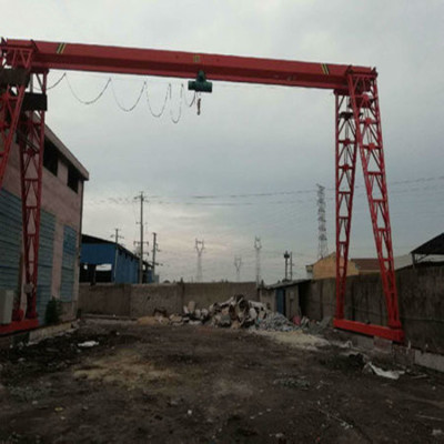衢州市各种型号报废闲置大型码头吊回收