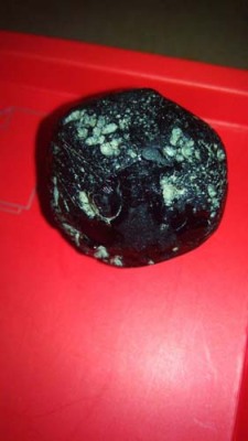 温州黑色玻璃陨石鉴定中心