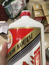 徐汇区本地轩尼诗李察酒瓶回收价格增长