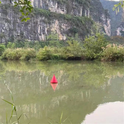 各种规格浅水浮标聚乙烯滚塑浮标