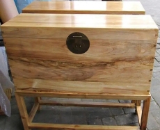 翻新旧木器家具 樟木箱配件更换改色