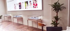 拉萨高档奢侈品展柜销售商