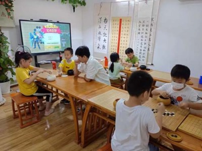 贵州会议室触摸会议平板一体机图片