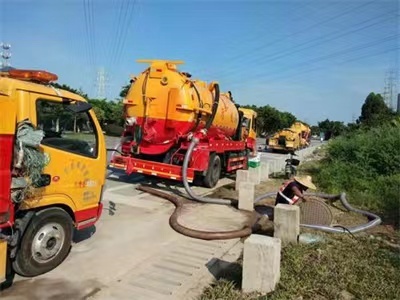 太原塢城路清理化糞池 抽糞 抽污水清淤