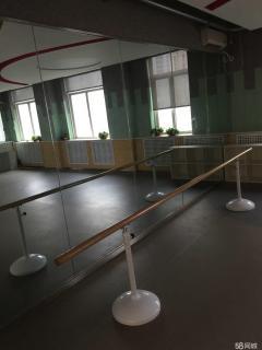 西安市安裝鏡子安裝舞蹈室健身房瑜伽館鏡子