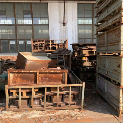 松江倒闭厂子整体拆除回收 工业废铁打包收