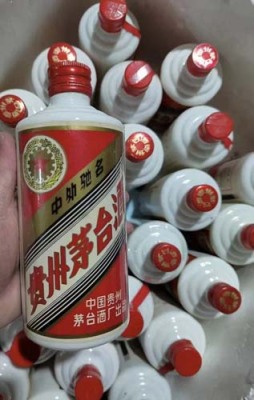 昆明安宁市高价回收烟酒礼品价格多少钱