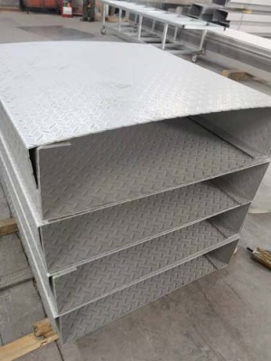 南京高淳按量定制不锈钢压花板质优价廉