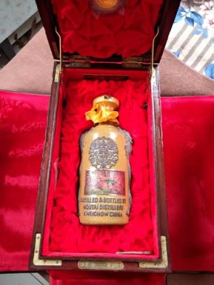 南京15年茅台酒空瓶回收注意事项