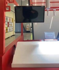 广东演播厅广告机展示屏效果