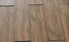 木制品物件改色 木地板补洞保养木楼梯翻新