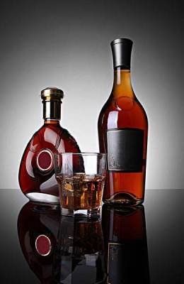 泉州鲤城烟酒礼品回收电话-上门名烟、名酒回收