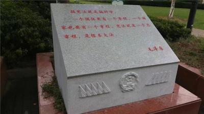 云南动物石雕塑厂家