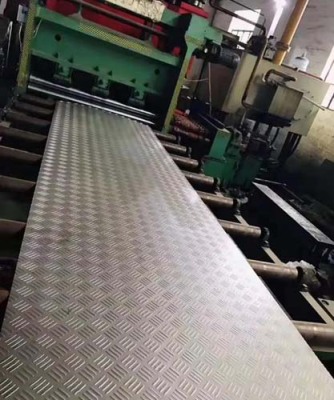 连云港定制不锈钢压花板收费标准