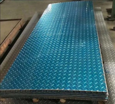 淮阴规模大的不锈钢压花板可定制加工