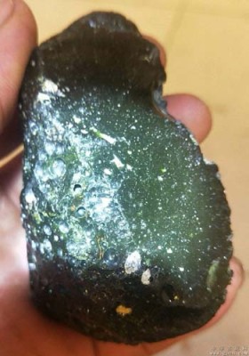 拉萨私人收购陨石商