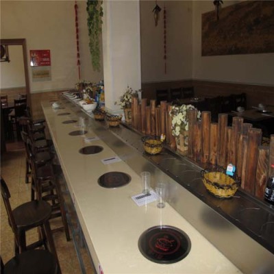 三明白鋼月牙形餐臺廠家