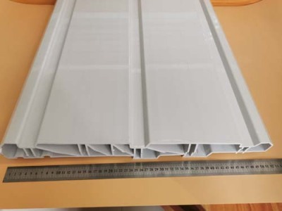东方PVC型材零部件加工