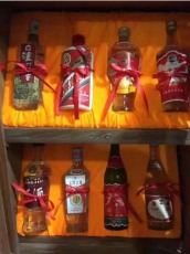 北京东城区生肖茅台酒空瓶回收价格