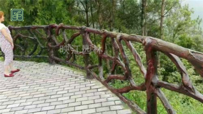 綦江区树藤栏杆专业师傅施工