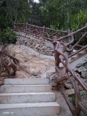安徽水泥仿樹藤欄桿廠家供應