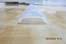 云南PMMA透明灯罩/PC灯壳模具生产