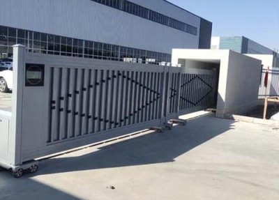 蓝天车库感应门厂商定制