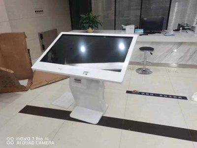 河南政务大厅触摸一体机厂商
