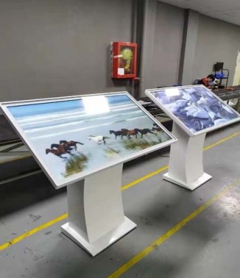 江苏商场展示教学触摸一体机厂商