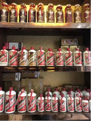 上海虹梅路回收烟酒店