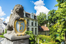 揭阳校园石雕塑厂家电话