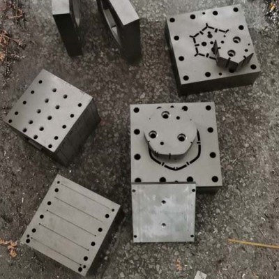 上饶塑胶挤出模具代理商