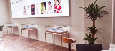 东莞高档珠宝展柜定做厂家