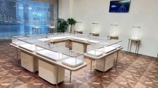 上海高档卡地亚珠宝展示柜设计方案
