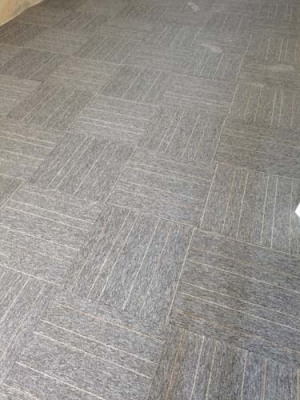 福田石塑地胶板大浪地毯木地板免费定制
