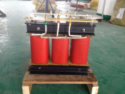 铜仁三相变压器作用