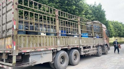 揭阳大型的废碳氢清洗剂回收一吨多少钱