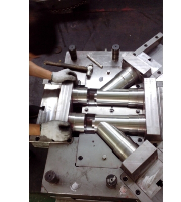 黑龙江好口碑的模具制造加工生产厂家电话