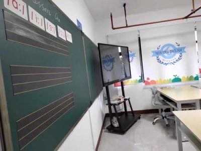 福建演播厅触摸查询一体机定制