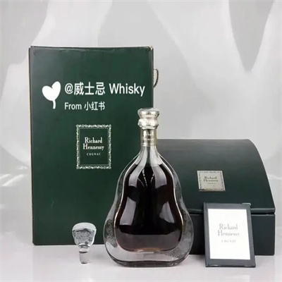 蜀山轩尼诗李察酒瓶回收好的都在这