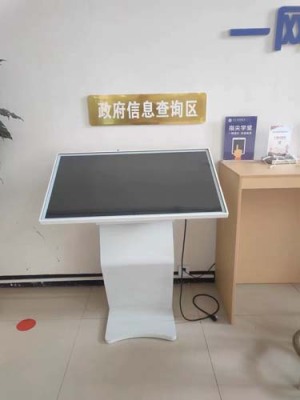 重庆政务大厅触摸一体机尺寸