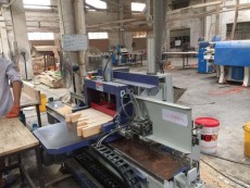 四川木制品拼板胶化工厂房出租或合作共赢