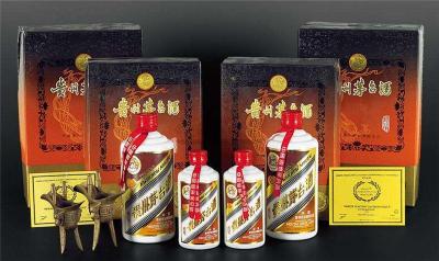 山东彩釉珍品茅台酒瓶回收价格